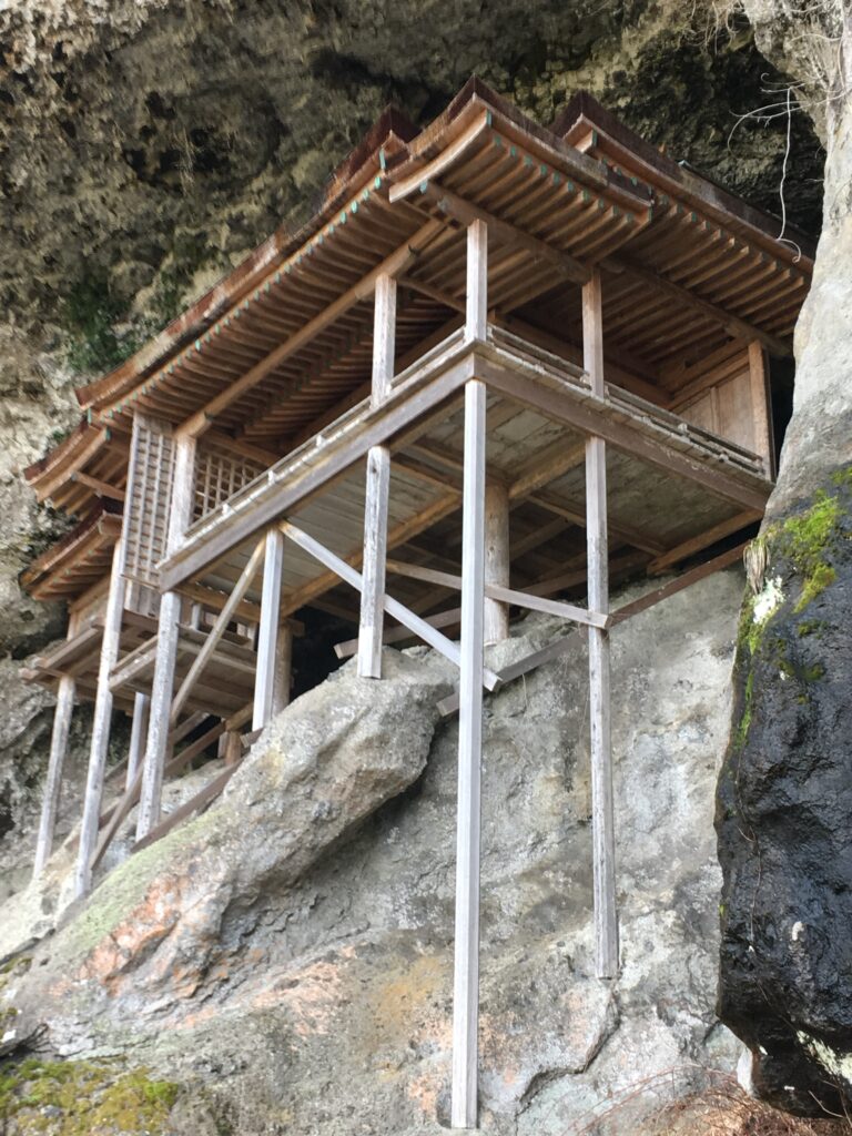 鳥取観光｜鳥取 投入堂