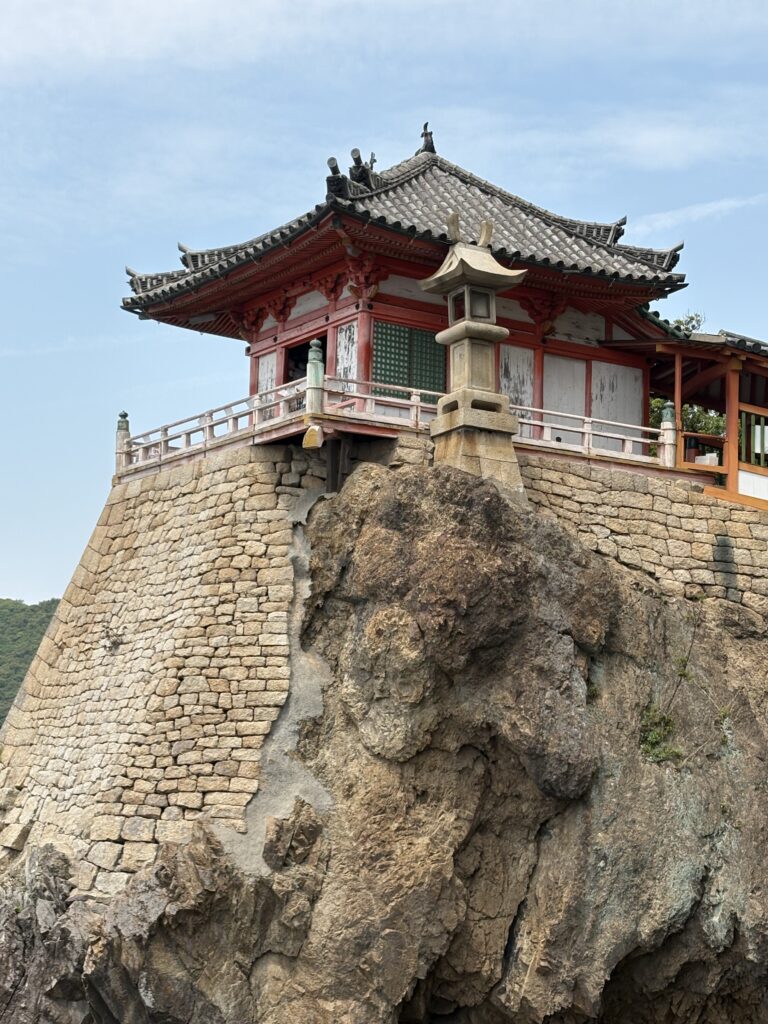 広島観光｜福山 阿伏兎観音